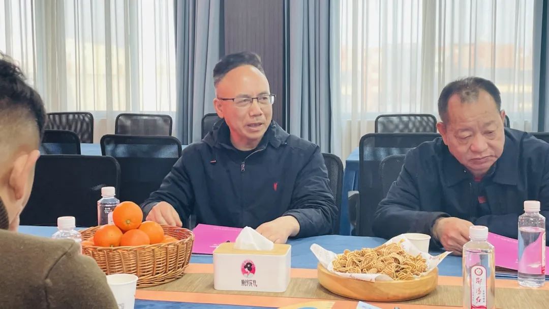 種下梧桐樹，引得鳳凰來